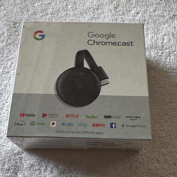 Google Chromecast in Black with Colorful Logo NWT - Picture 2 of 7